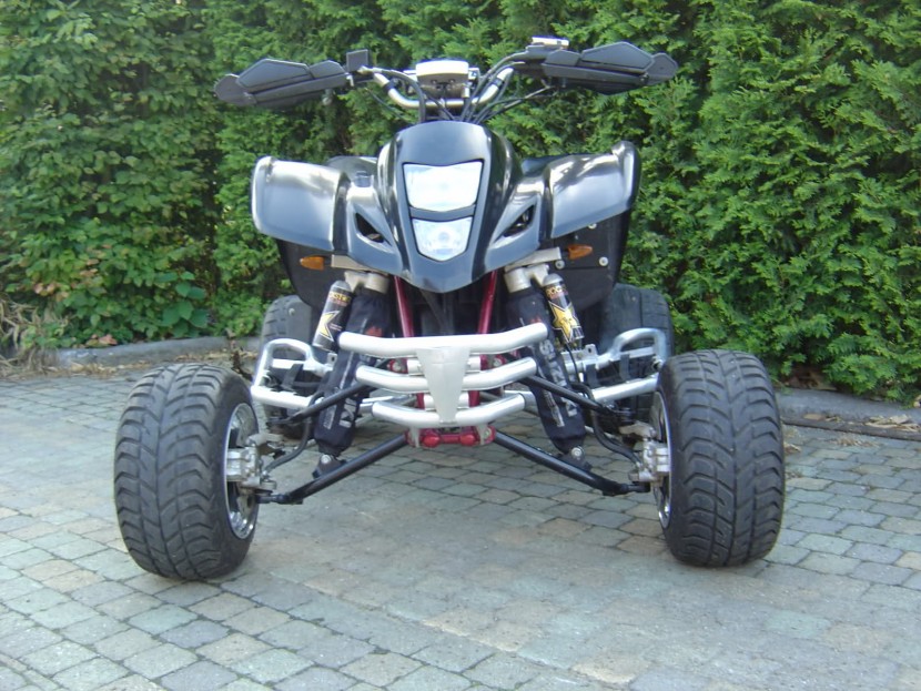 Suzuki LTZ 4000 Superquader