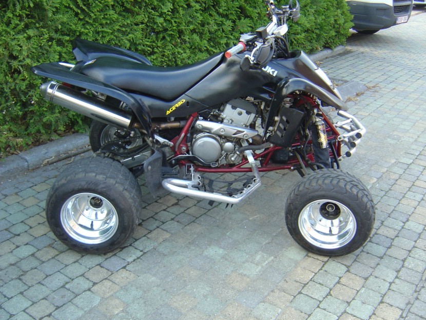 Suzuki LTZ 400 Superquader 4.jpg (998.79 KiB) 25205 keer bekeken Suzuki LTZ 400 Superquader 4.jpg
